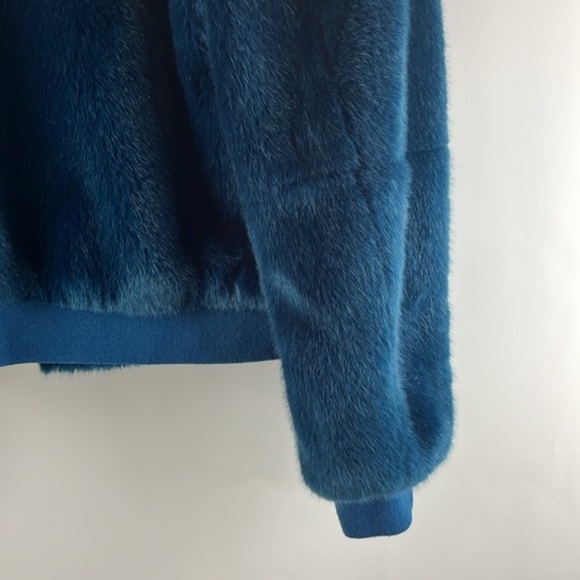 Elizabeth and James Ellington Blue Faux-Fur Bomber Jacket - Picture 5 of 7